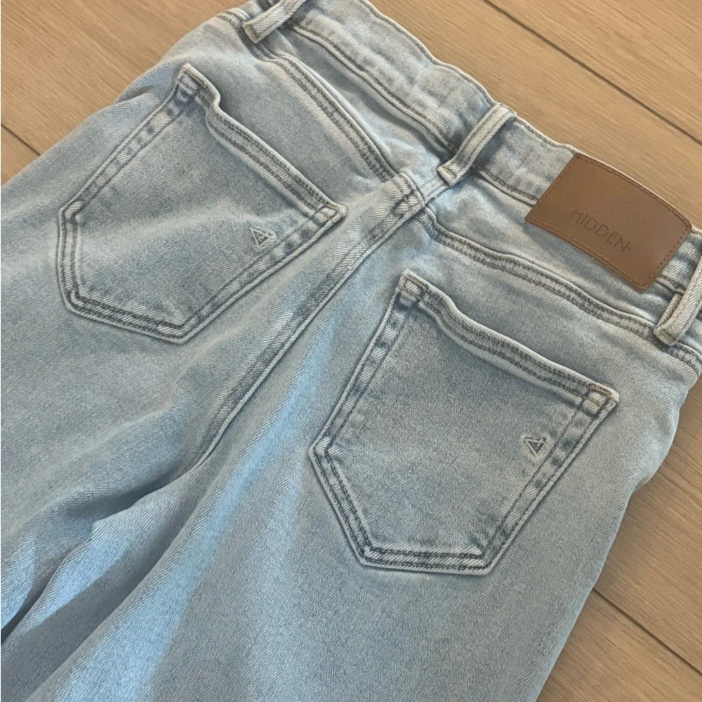 Light wash hidden jeans - Picture 3 of 6